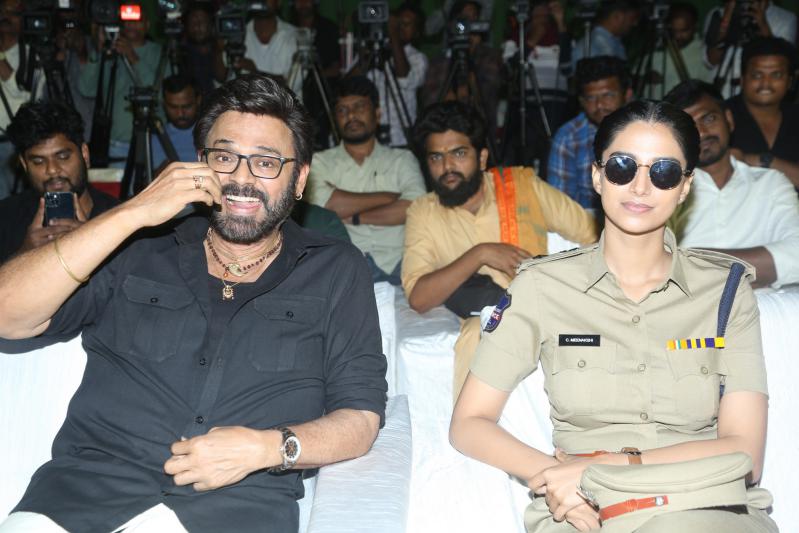 sankranthiki-vastunnam-movie-press-meet-4.jpg