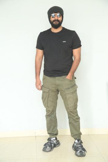 satyadev-stills-6-13.jpg