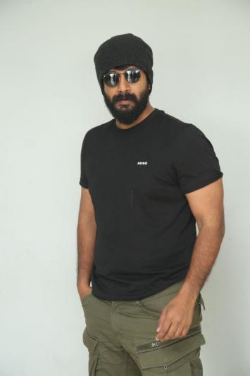 satyadev-stills-6-4.jpg