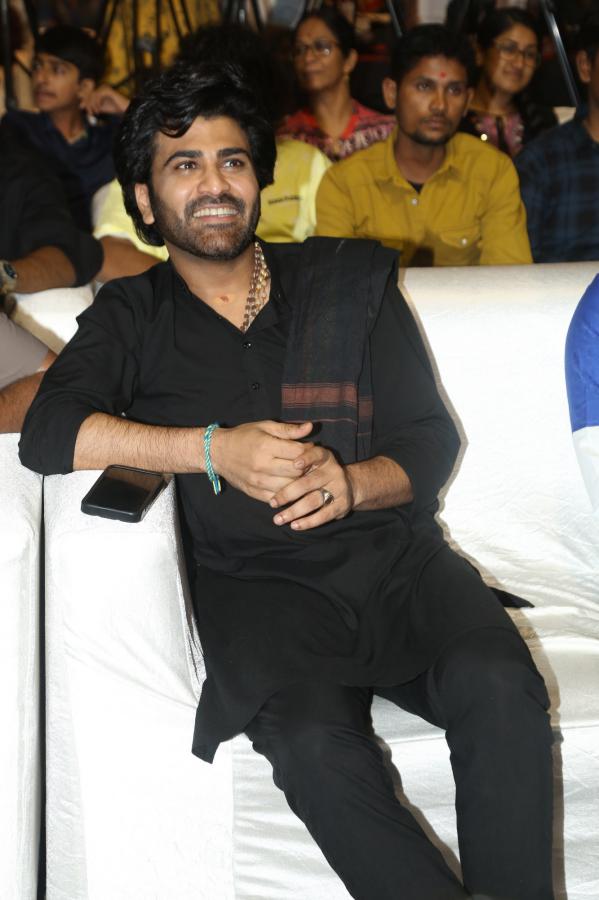 sharwanand-stills-4-2.jpg