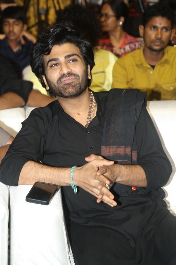 sharwanand-stills-4-3.jpg