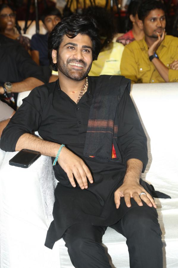 sharwanand-stills-4-4.jpg