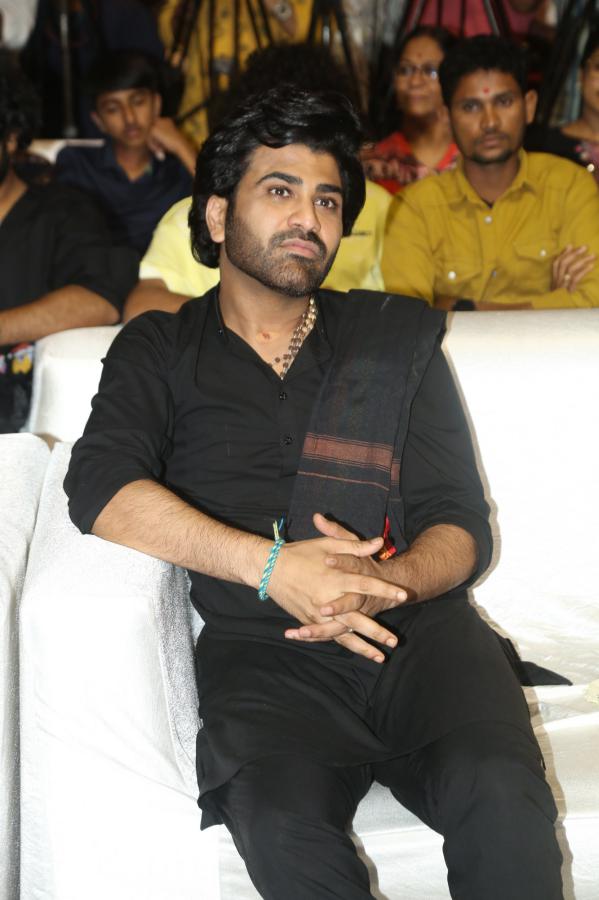 sharwanand-stills-4-8.jpg