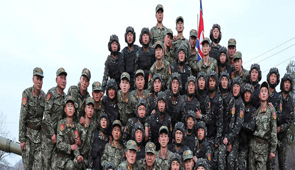 Kyiv: కీవ్ డ్రోన్స్ వేట.. పిట్టల్లా రాలిపోతున్న ఉత్తరకొరియా సైనికులు… Kyiv: కీవ్ డ్రోన్స్ వేట.. పిట్టల్లా రాలిపోతున్న ఉత్తరకొరియా సైనికులు…