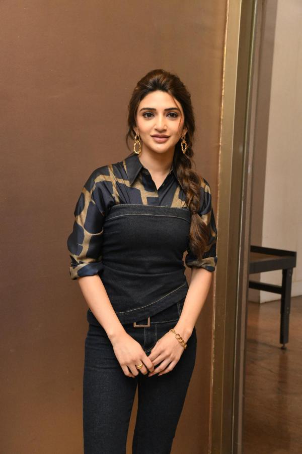 sree-leela-stills-10-17.jpg