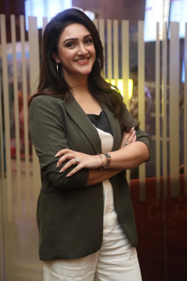sri-devi-vijay-kumar-stills-10.jpg