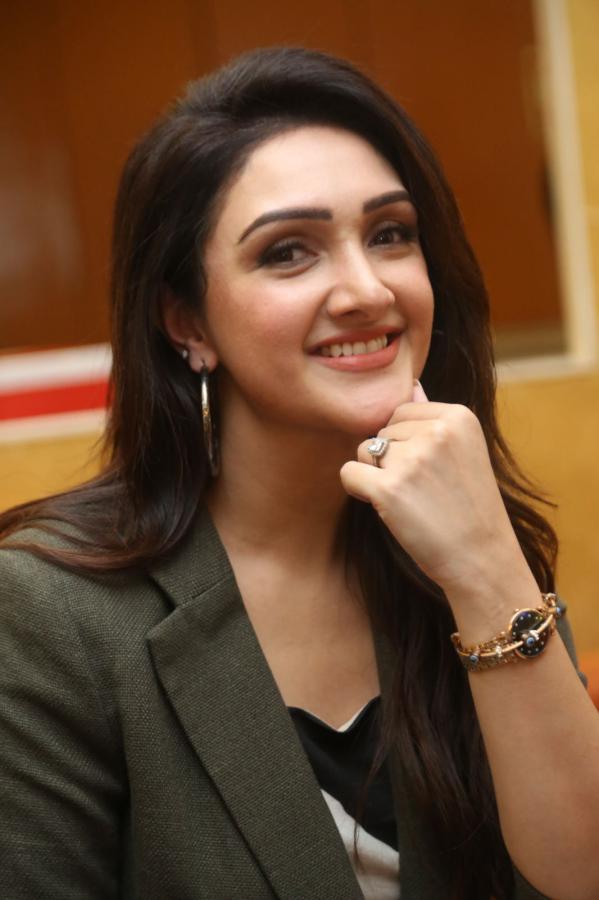 sri-devi-vijay-kumar-stills-22.jpg