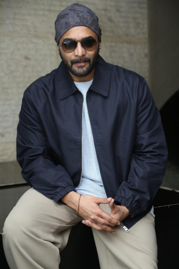 sri-murali-stills-5.jpg