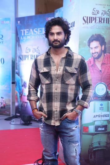 sudheer-babu-stills-5-3.jpg