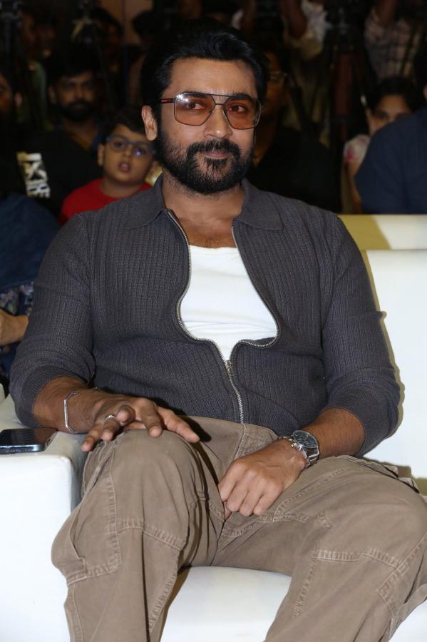 suriya-stills-2-7.jpg