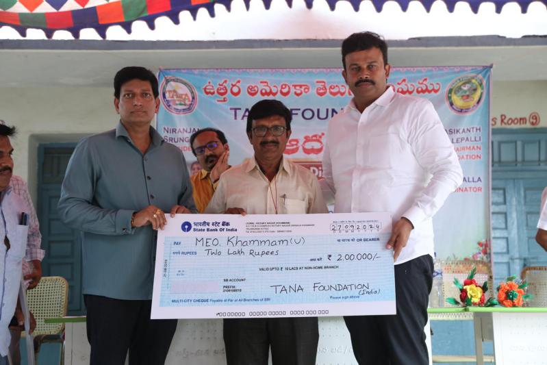tana-foundation-distribution-bicycles-in-khammam-2.jpg