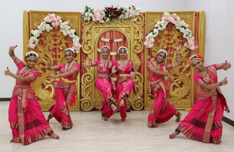 tantex-nela-nela-telugu-vennala-in-dallas-15.jpg