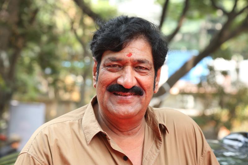 teliyadhu-gurthuledhu-marchipoya-movie-launch-6.jpg