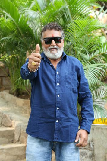 teliyadhu-gurthuledhu-marchipoya-movie-launch-8.jpg