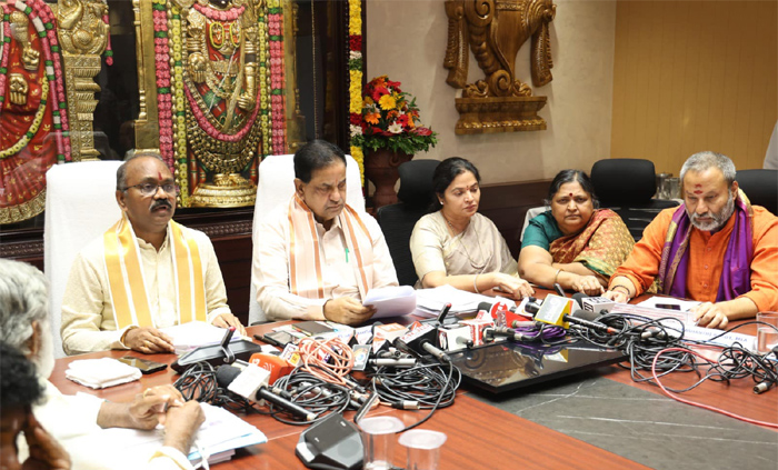 TTD: టీటీడీలో సంచలన మార్పులకు రంగం సిద్దం..?