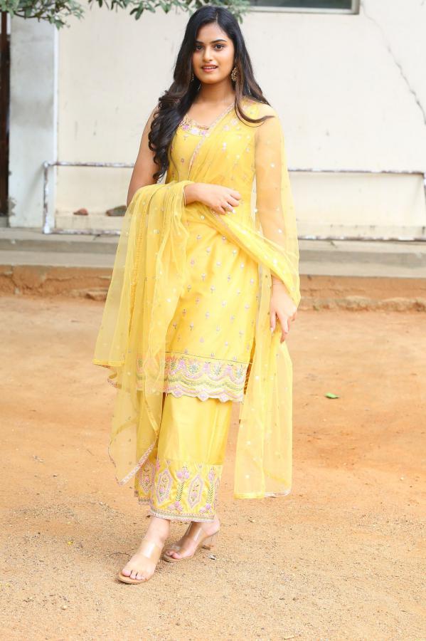 vaishnavi-krishnamurthy-stills-13.jpg