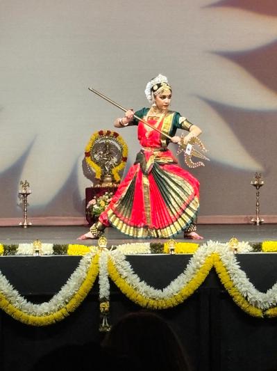 varshini-nagam-bharatanatyam-debut-6.jpg