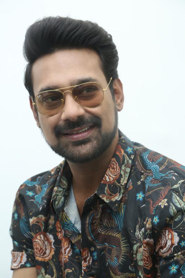 varun-sandesh-stills-2-15.jpg
