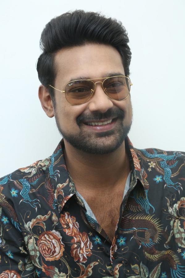 varun-sandesh-stills-2-18.jpg