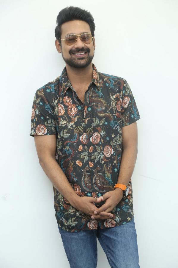 varun-sandesh-stills-2-6.jpg