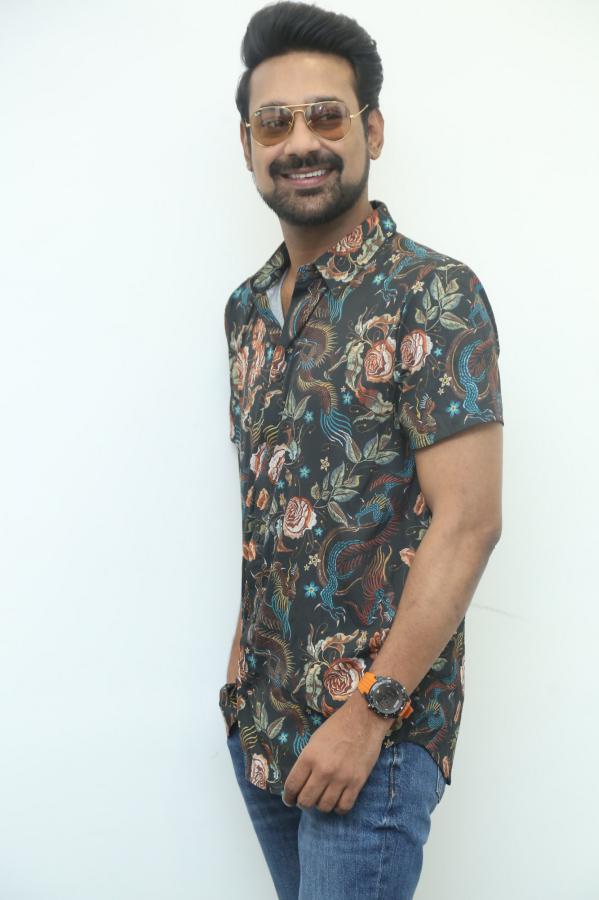 varun-sandesh-stills-2-8.jpg
