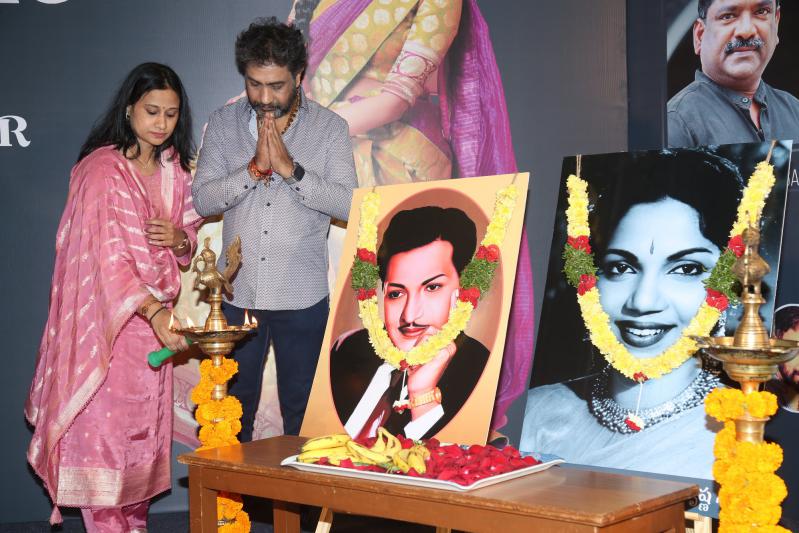 yvs-chowdary-movie-heroin-veenah-rao-launch-9.jpg