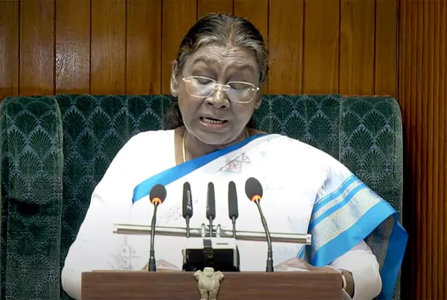 Polavaram Project  :పోలవరం నిర్మాణానికి కేంద్రం కట్టుబడి ఉంది : రాష్ట్రపతి