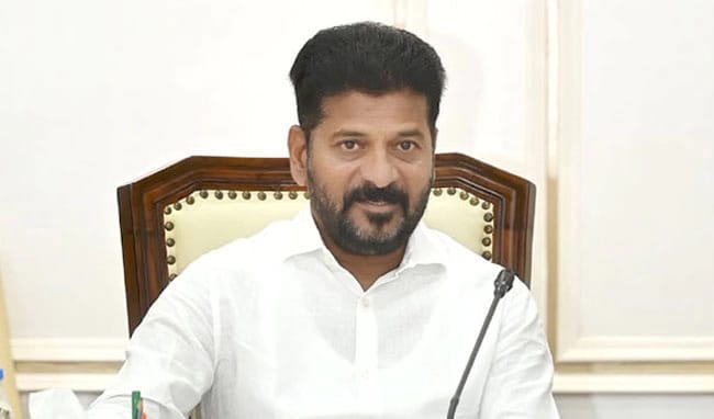 Revanth Reddy: ఆలస్యం వద్దు.. రేవంత్ కు రాహుల్ అలెర్ట్ సిగ్నల్