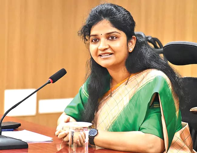 PASS PORT  :మరింత వేగంగా పాస్ పోర్టుల జారీ