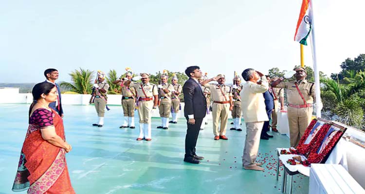 Chandrababu : స్వర్ణాంధ్ర విజన్‌2047 లక్ష్యసాధనకు కృషి చేద్దాం : చంద్రబాబు