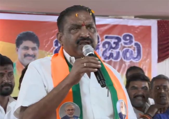 Karimnagar Mayor :ప్రతి కుంభకోణం వెనుక ఆయన పాత్ర ఉంది : కరీనంనగర్‌ మేయర్‌