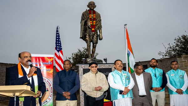 MGMNT: డాలస్ లో మహాత్మాగాంధీ మెమోరియల్ వద్ద ఘనంగా గణతంత్ర దినోత్సవం