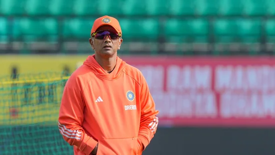 Rahul Dravid: మళ్ళీ కోచ్ చైర్ లో ద్రావిడ్…? గంభీర్ కు డెడ్ లైన్..! Rahul Dravid: మళ్ళీ కోచ్ చైర్ లో ద్రావిడ్…? గంభీర్ కు డెడ్ లైన్..!