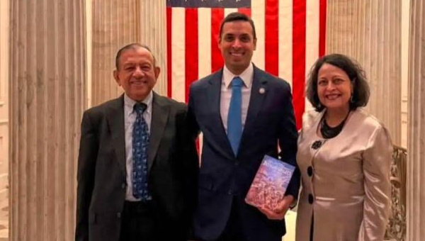 US Congress: భగవద్గీతపై ప్రమాణస్వీకారం చేసిన సుహాస్ సుబ్రహ్మణ్యం