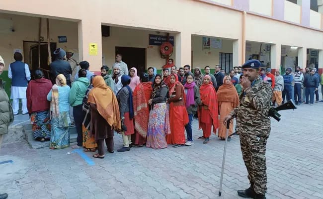 Delhi Assembly Elections : ఢిల్లీ  అసెంబ్లీ ఎన్నికలు… ముగిసిన పోలింగ్‌ సమయం