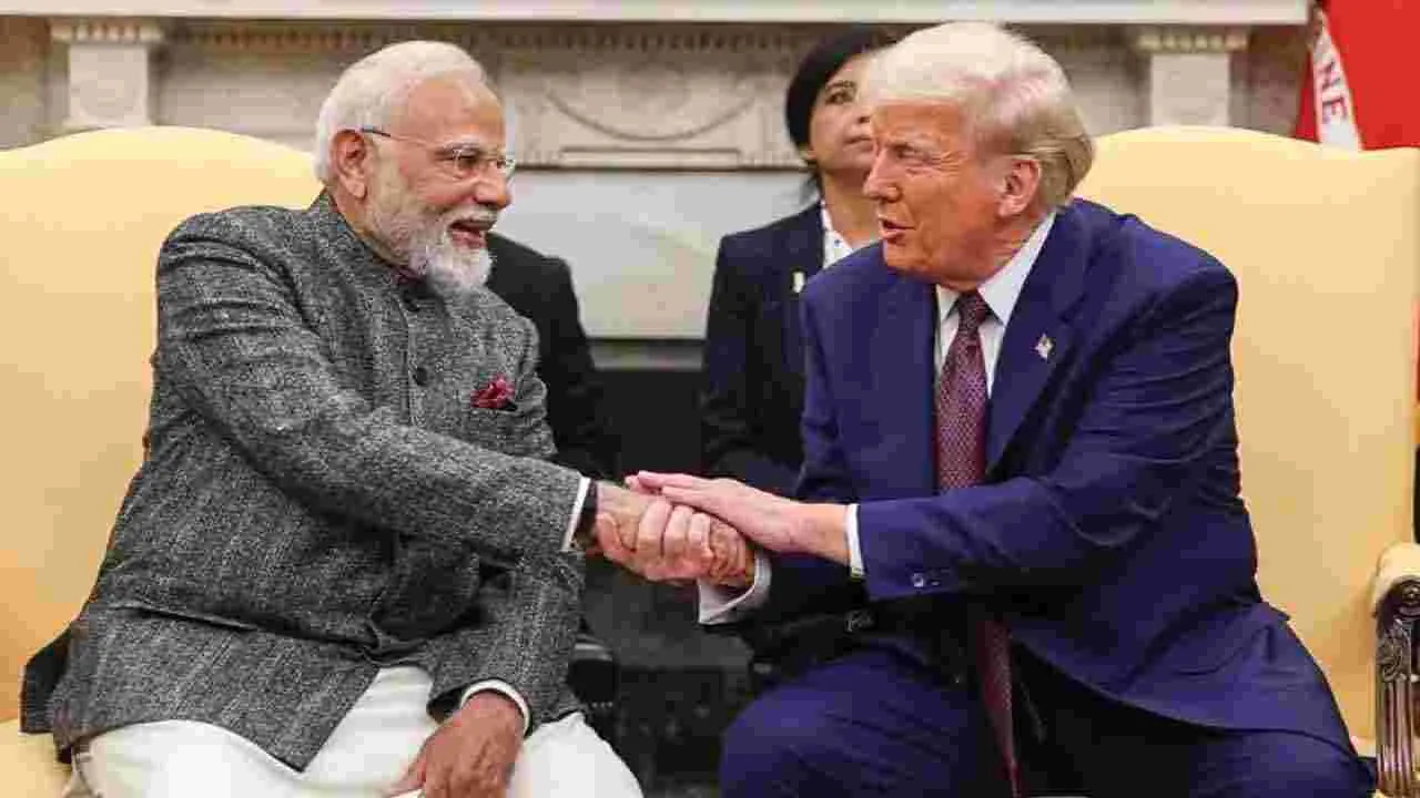 Bangladesh : బంగ్లాదేశ్‌పై నిర్ణయం మోదీదే : ట్రంప్‌
