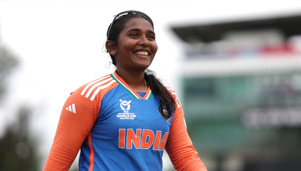 Gongidi Trisha: గొంగిడి త్రిష కంటే మోనాలిసా ఎక్కువా…? Gongidi Trisha: గొంగిడి త్రిష కంటే మోనాలిసా ఎక్కువా…?