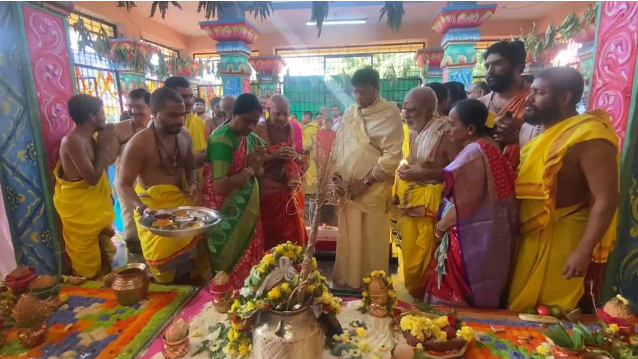 Mahakumbhabhishekam : కాళేశ్వరంలో మహాకుంభాభిషేకం