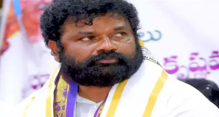 Nandigam Suresh : కోర్టులో లొంగిపోయిన నందిగం సురేష్‌