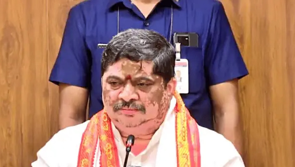 Ponnam Prabhakar: తెలంగాణలో జరిగే కులగణన రీసర్వే కాదు: మంత్రి పొన్నం ప్రభాకర్