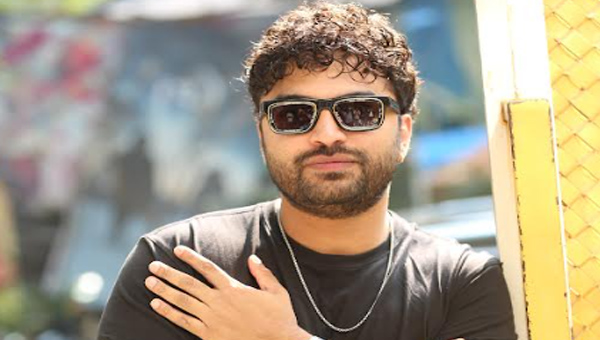Laila: ‘లైలా’ అవుట్ అండ్ అవుట్ యూత్ ఫుల్ ఎంటర్‌టైనర్‌ : విశ్వక్ సేన్