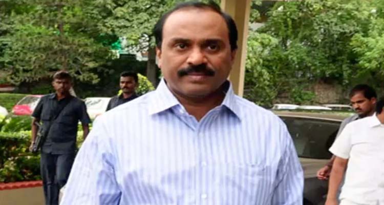 Gold  : 53 కేజీల బంగారం తుప్పు పట్టేస్తుంది … మా నగలు మాకిచ్చేయండి