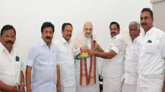 AIADMK: తమిళనాడులో ఎన్డీఏను నడిపించేంది అన్నాడీఎంకే ..?