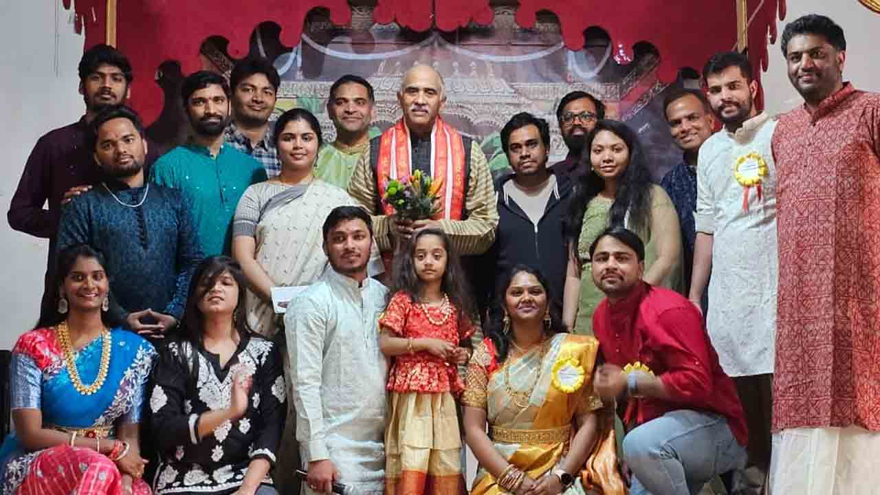 Germany: బెర్లిన్లో ఉగాది వేడుకలు Germany: బెర్లిన్లో ఉగాది వేడుకలు