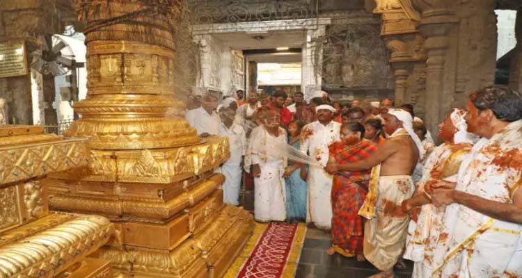 Tirumala: ఆగమోక్తంగా శ్రీవారి ఆలయంలో కోయిల్‌ ఆళ్వార్‌ తిరుమంజనం