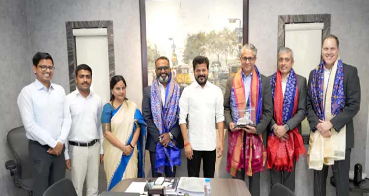 Vanguard  :హైదరాబాద్‌లో గ్లోబల్‌ కేపబులిటీ సెంటర్‌ : సీఎం రేవంత్‌
