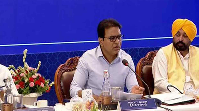 KTR: డీలిమిటేషన్‌తో దక్షిణాది రాష్ట్రాల గొంతు నొక్కేసే ప్రయత్నం: కేటీఆర్