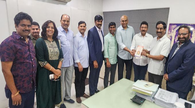 NATS: నాట్స్ అమెరికా తెలుగు సంబరాలకు రండి.. ప్రముఖులకు నాట్స్ బృందం ఆహ్వానాలు NATS: నాట్స్ అమెరికా తెలుగు సంబరాలకు రండి.. ప్రముఖులకు నాట్స్ బృందం ఆహ్వానాలు