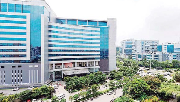 Hyderabad: హైదరాబాద్‌లో ఆఫీస్‌ స్పేస్‌లో…