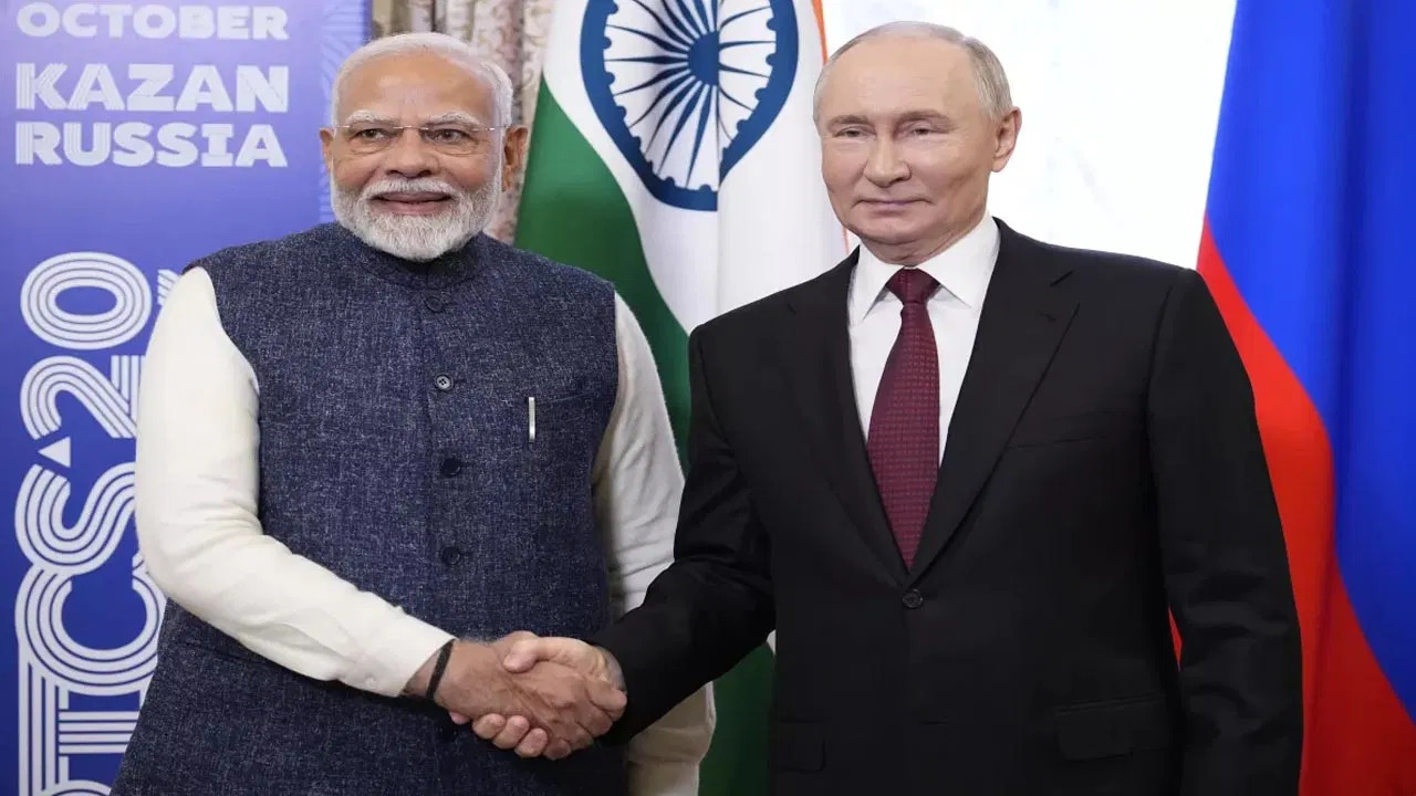 Putin : త్వరలో భారత పర్యటనకు పుతిన్ Putin : త్వరలో భారత పర్యటనకు పుతిన్